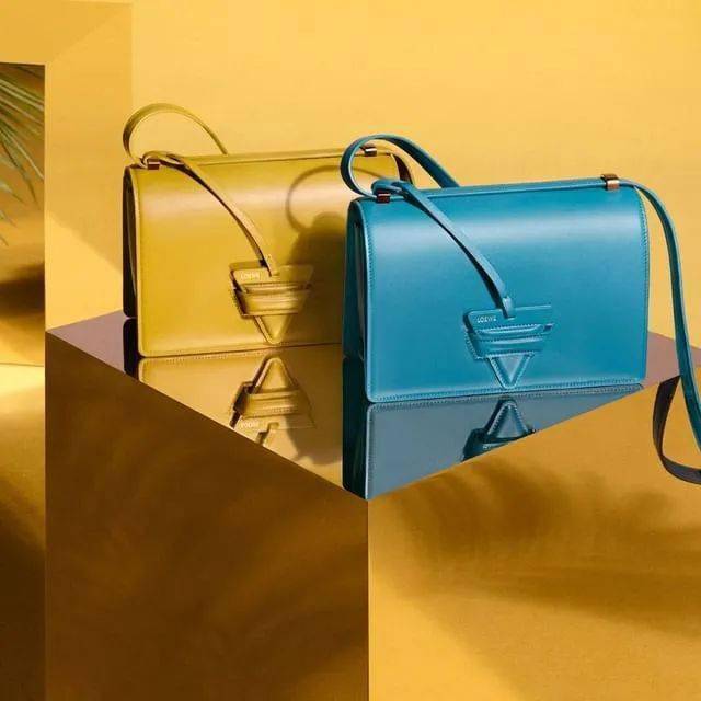 LOEWE新品开挂，实用又时髦的手袋必入这几只_#Tote