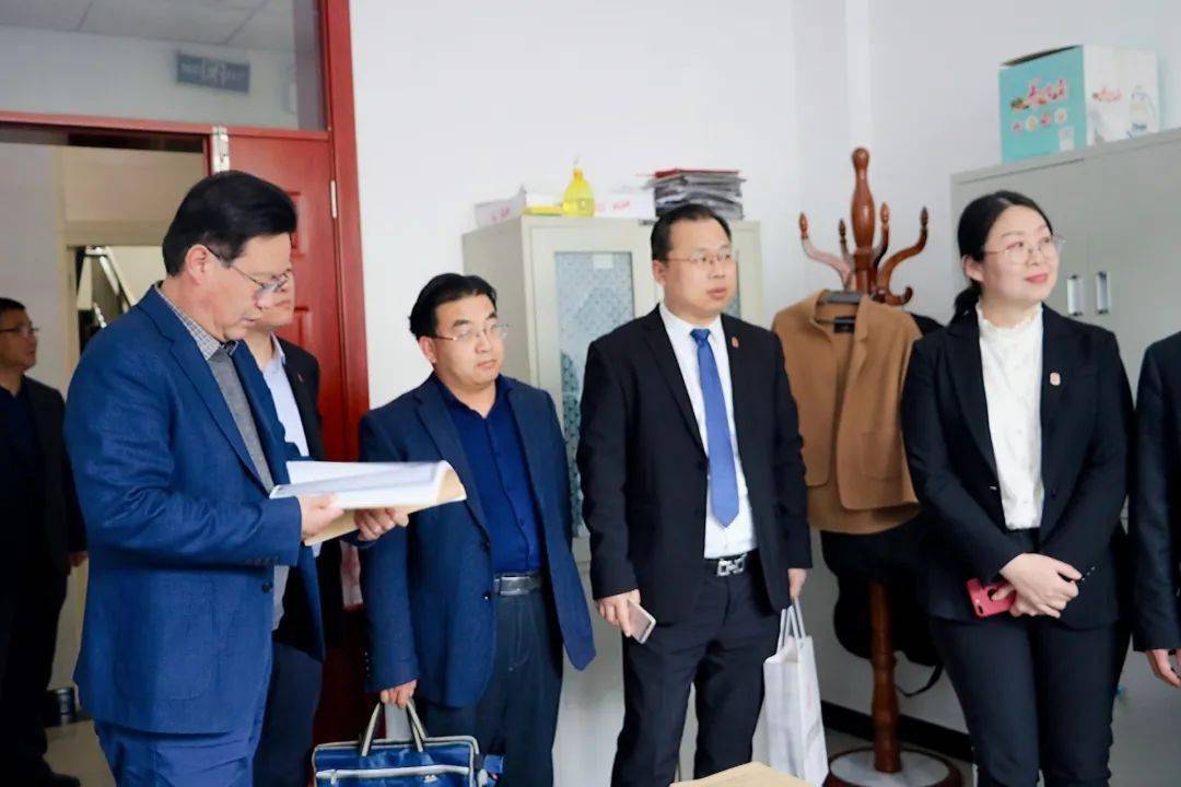 4月7日,国浩律师(青岛)事务所高级合伙人,党委书记王振宝,高级合伙人