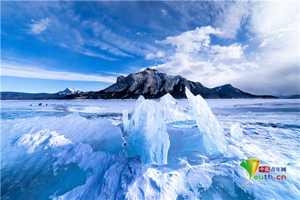 加拿大贾斯珀国家公园风景迷人 气泡冰美到极致