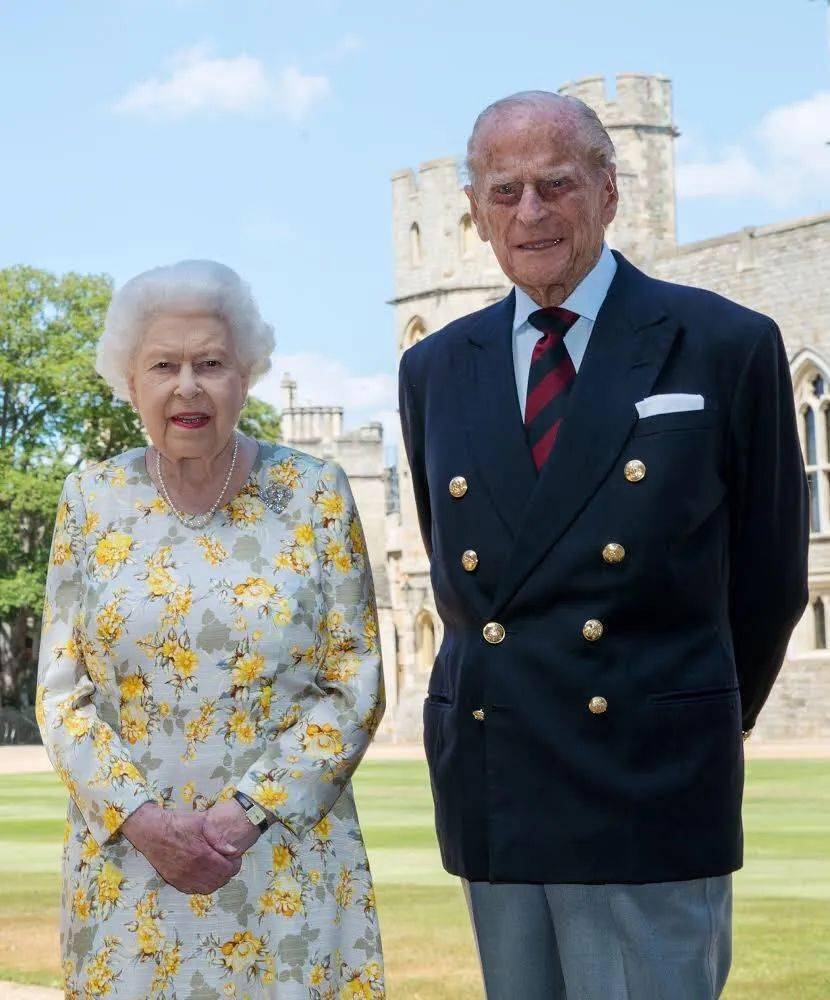 英國女王丈夫去世陪伴女王74年段子比緋聞還多