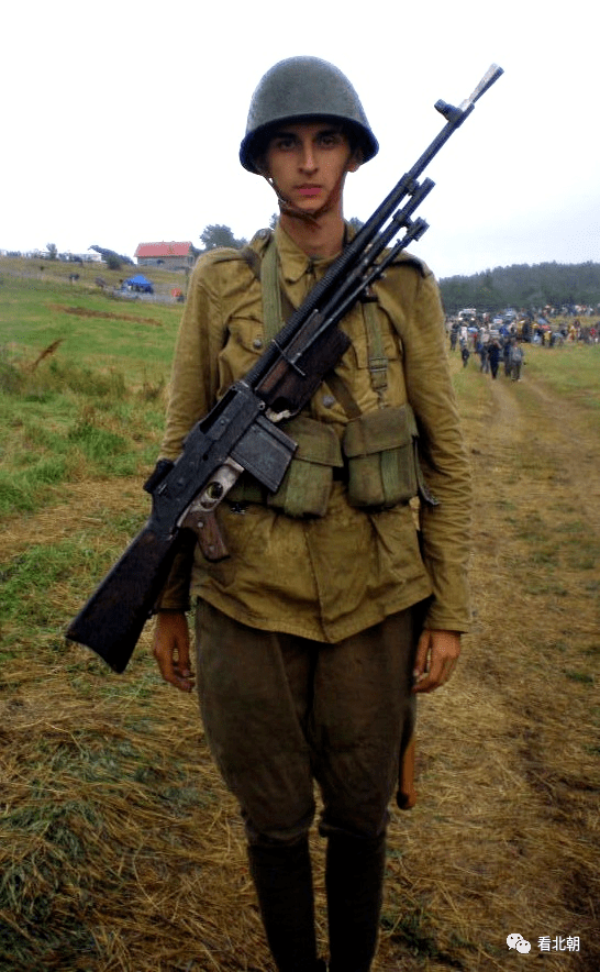 波兰wz38m半自动步枪图片