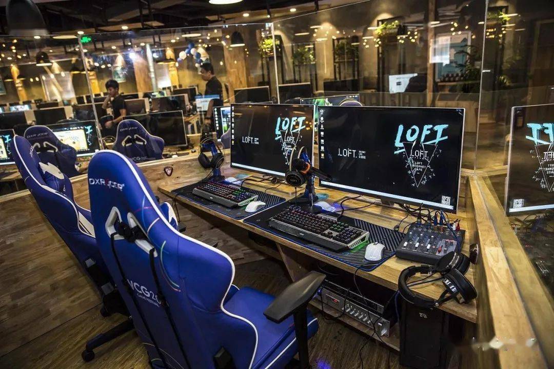 谁在定义未来的网吧