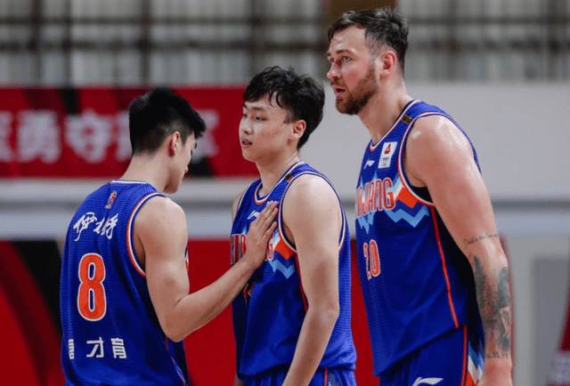 辽宁战胜新疆张镇麟夸齐麟天赋高透露和齐麟非同一般的关系