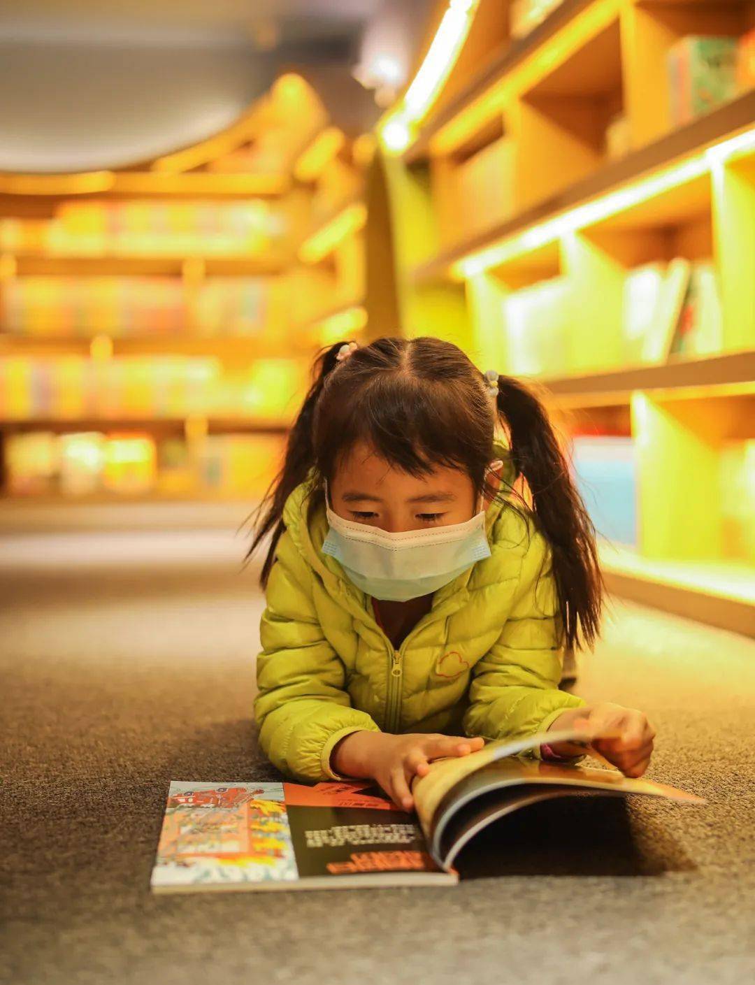 威海市首届全民阅读摄影大赛投票开始啦!_作品