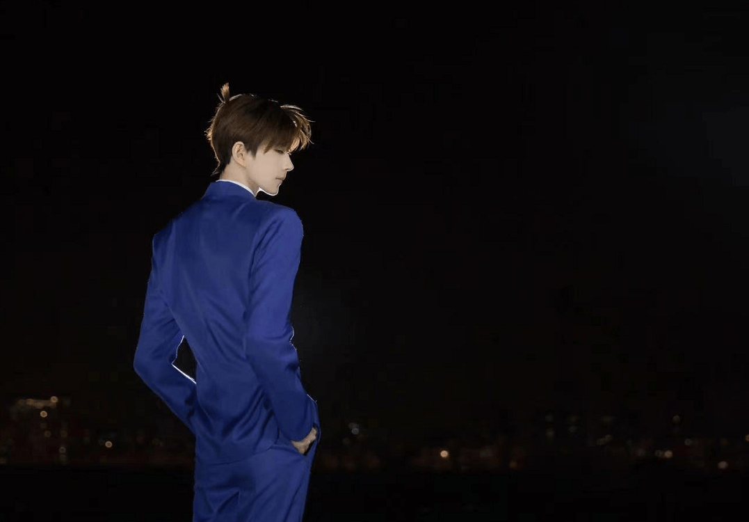 kumaqi熊祁首秀cos神秘王者英雄送出超多福利