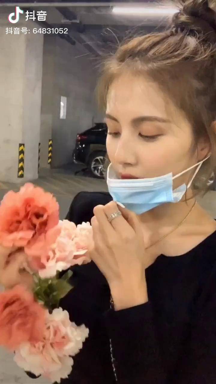 花骨朵儿