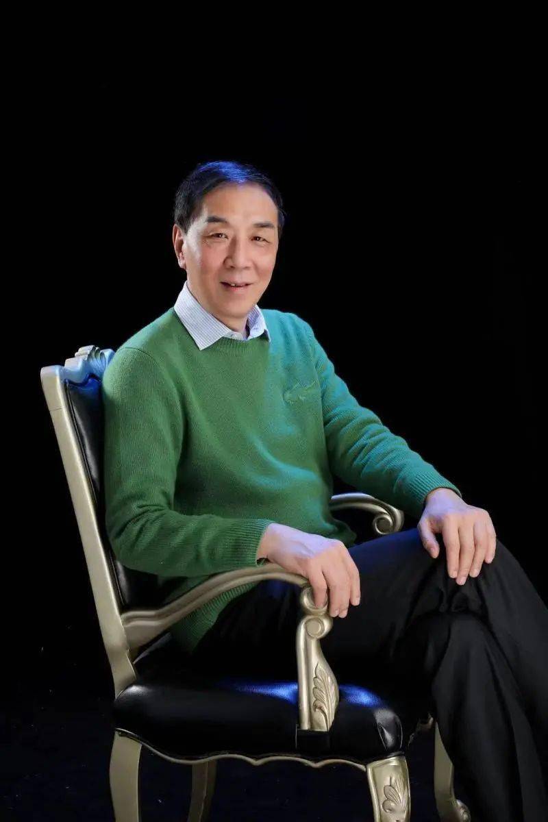 曹杨二中校长破解家庭教育硬核奥秘_周飞