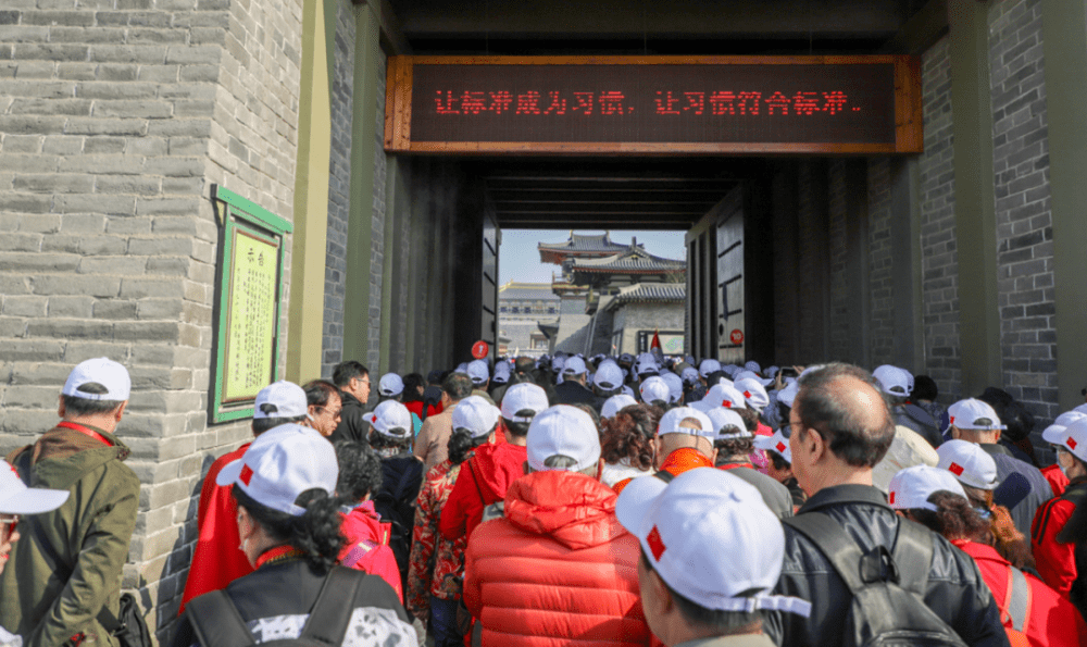 2021年首趟跨省旅游专列：晋·鄂文化旅游交流专列启动