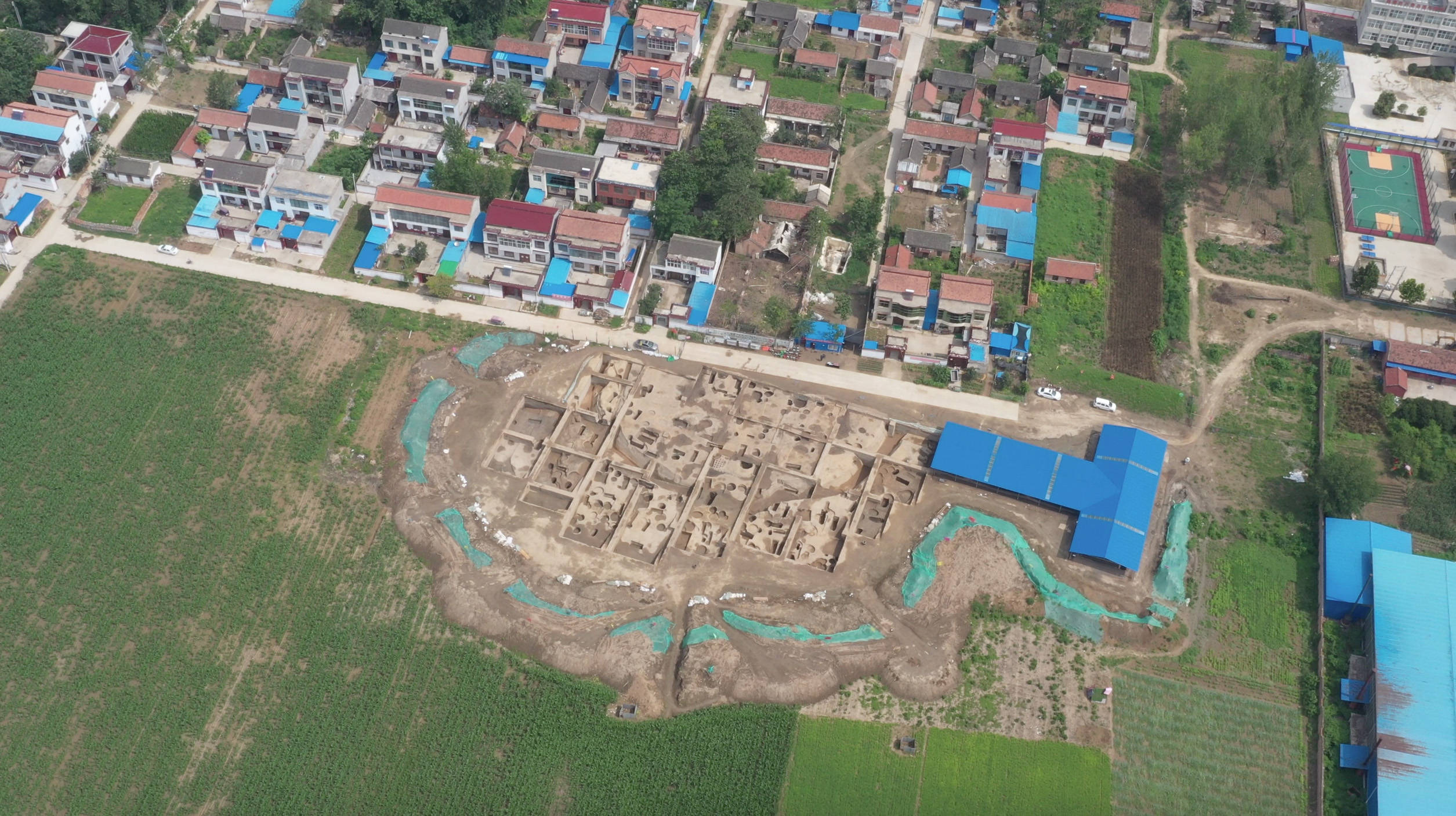 这十大新发现为:贵州贵安新区招果洞遗址;浙江宁波余姚井头山遗址