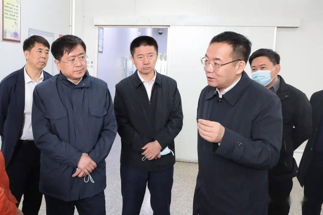 杨卫新来我市调研海参产业发展和乡村振兴建设情况