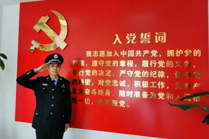 【教育整顿|学身边典型 做忠诚卫士】李长宝:走街入户解民忧