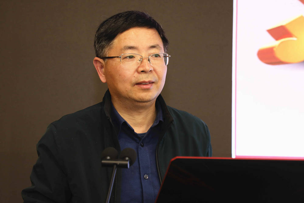 举办12期,先后邀请熊月之,张文宏,杨洁勉,王思政等知名专家学者开讲