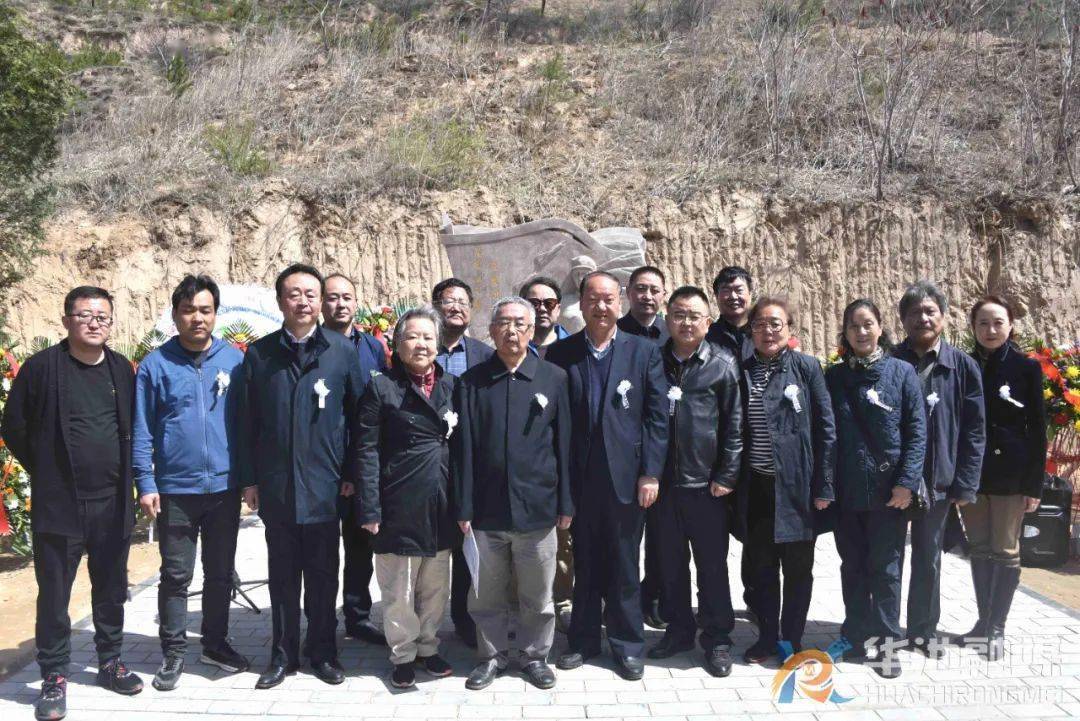 刘懋功将军塑像揭幕仪式在南梁闫洼子举行_革命