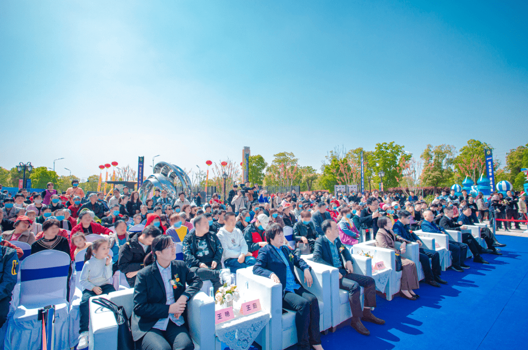 阜阳恒大珺睿府营销中心盛大开放,人潮涌动,轰动全城