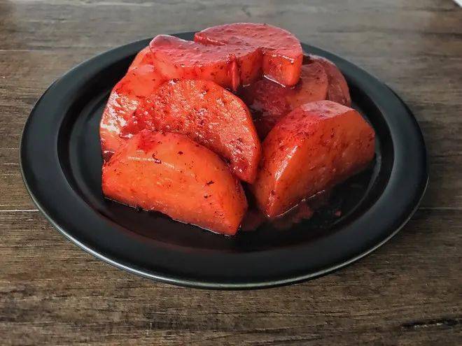 酒糟土豆,酒糟泥鳅,酒糟带鱼,酒糟红肠,酒糟田螺.