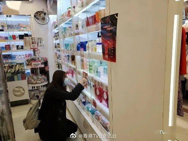 内衣店上班工资高吗_不想上班图片(3)