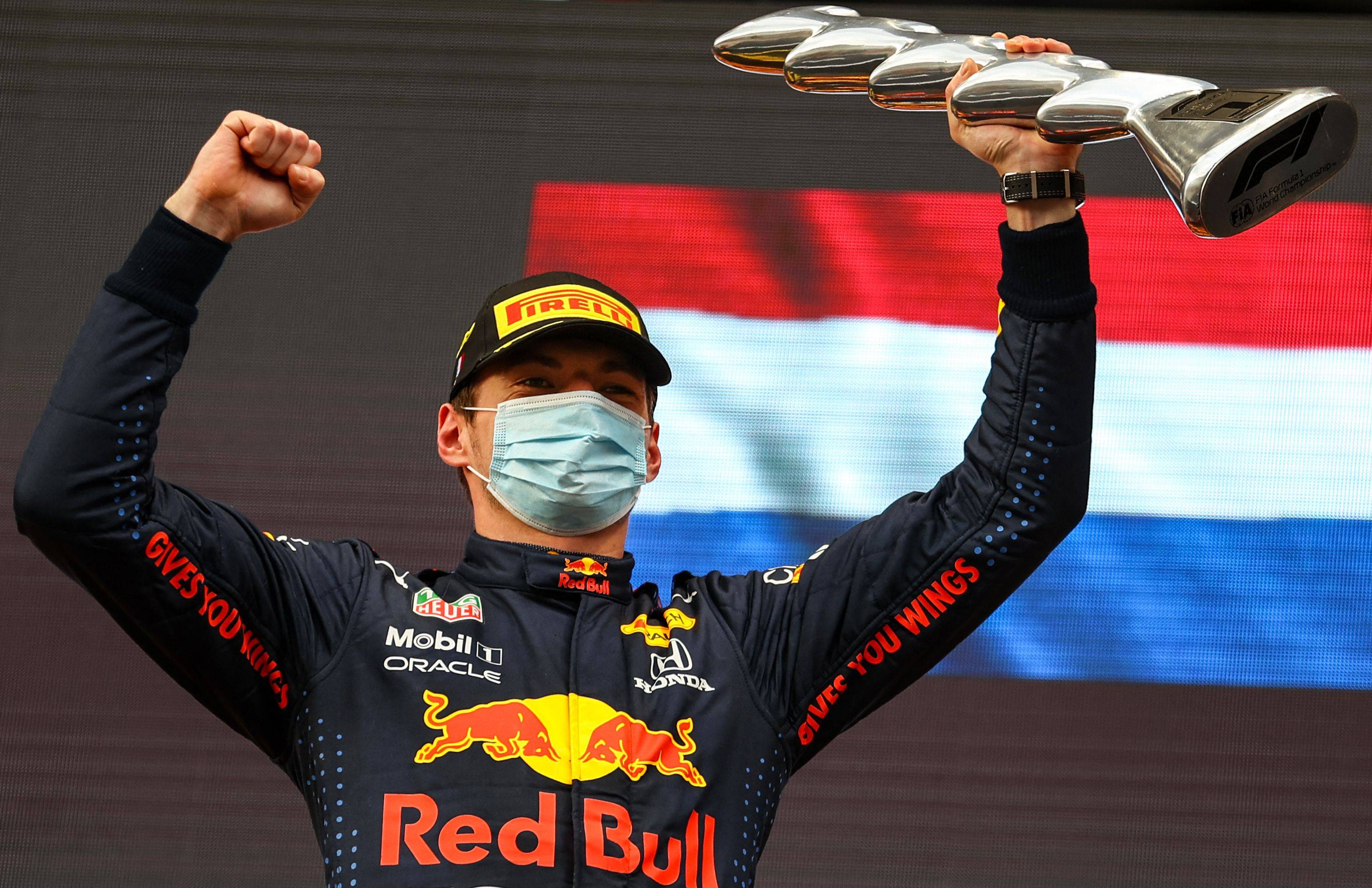 赛车f1意大利艾米利亚罗马涅大奖赛维斯塔潘夺冠