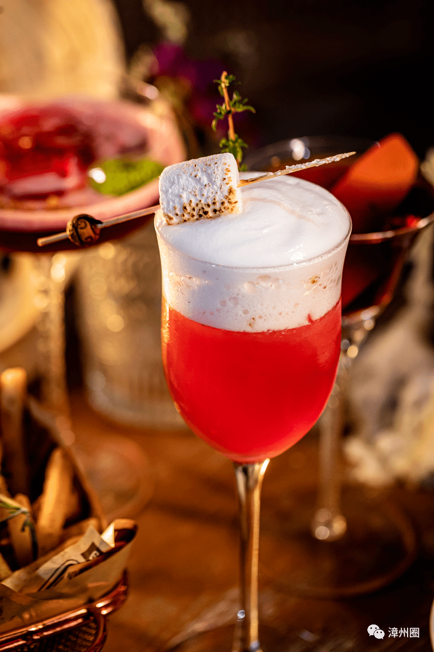 这家神秘古堡氛围的鸡尾酒吧,女朋友抢着要去!