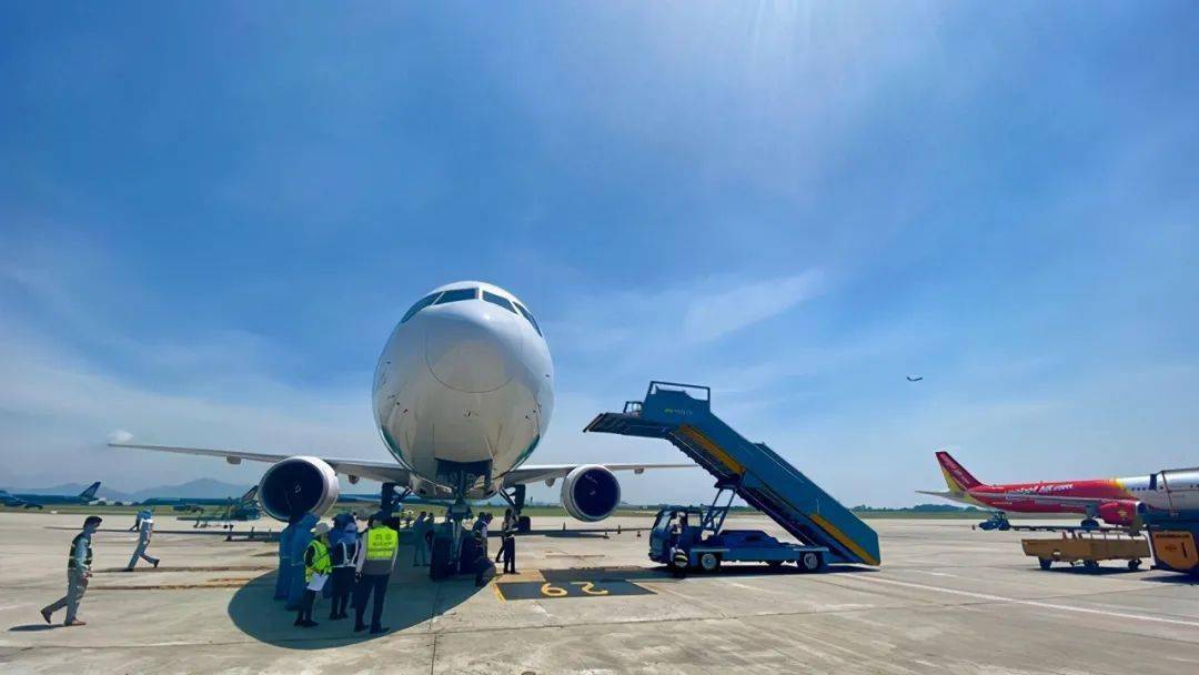 胡志明新山一機場,洞海機場(dong hoi airport),富國機場(phu quoc