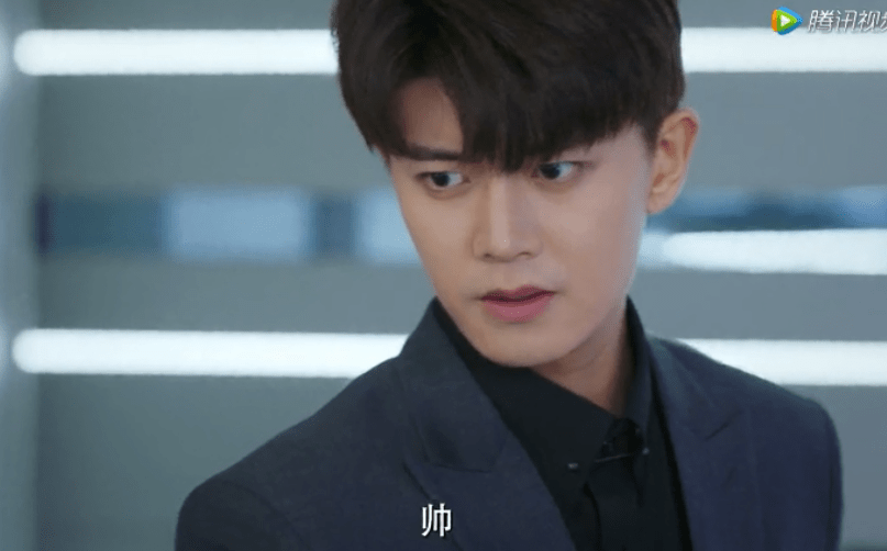 任嘉伦allen:「#乌鸦小姐与蜥蜴先生定档# 高冷我是假装的,放电我是