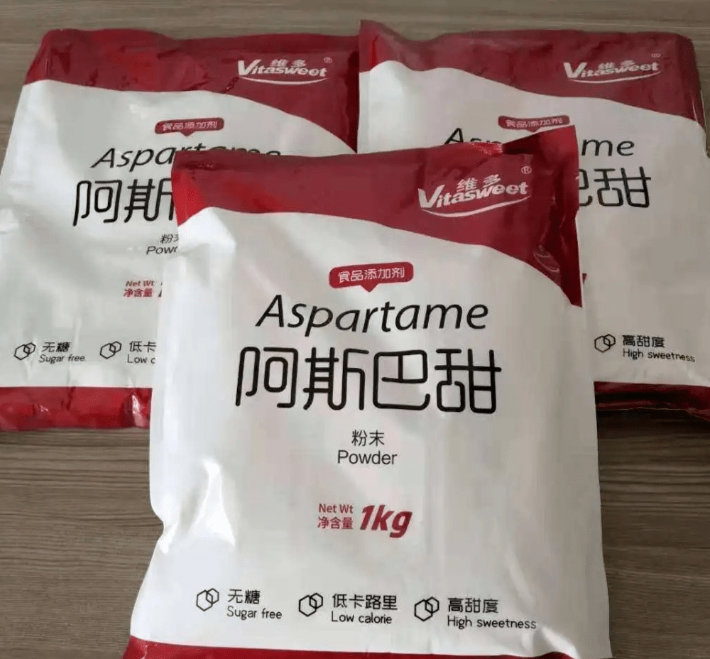 如零度可乐主要使用阿斯巴甜,元气森林乳茶系列则使用了结晶果糖及赤