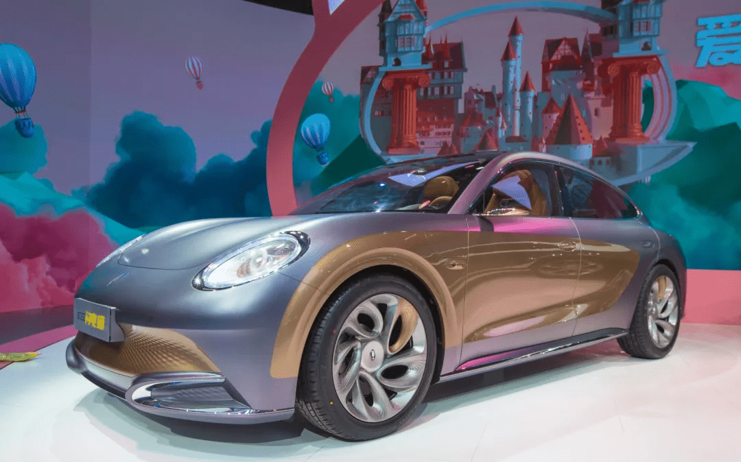 万元以下超级跑车 欧拉 闪电猫 亮相 无钴电池 4秒内破百 自动