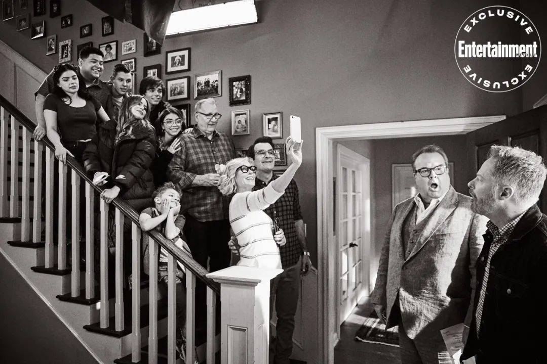 经过《家有仙妻》,《亲情纽带》,《成长的烦恼》或者《欢乐满屋》的