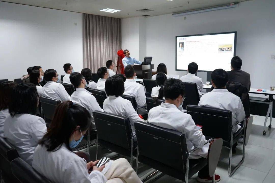 中国医学科学院肿瘤医院重症中心大夫名单代挂陪诊就医的简单介绍