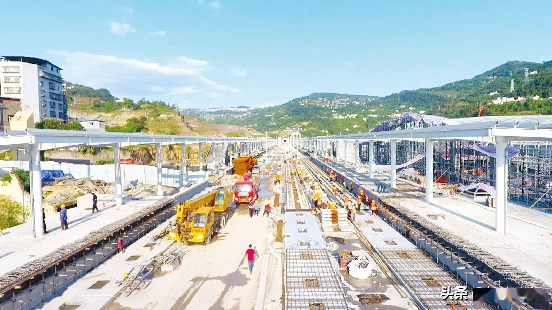 郑万高铁重庆段预计6月完成铺轨力争年底具备开通条件