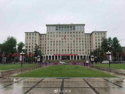 国家|揭牌！清华大学成立集成电路学院，瞄准“中国芯”