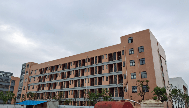 时政要闻注意洋湖昌济中学将于今秋开学投用