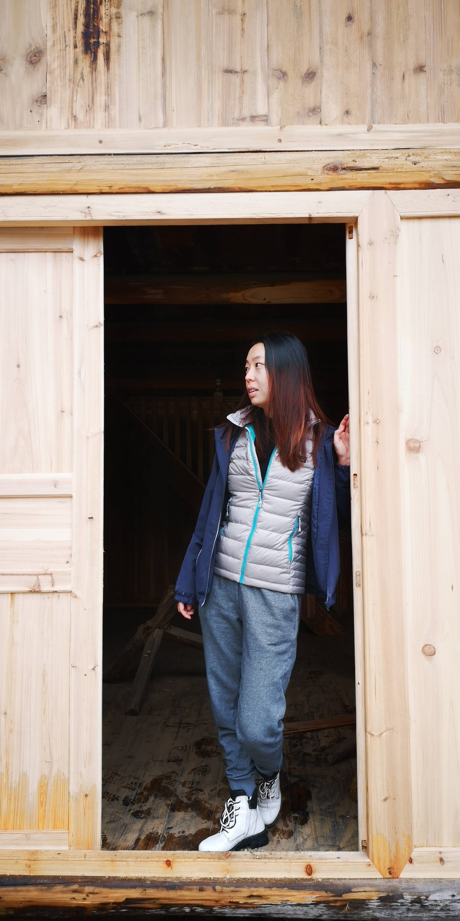 以书为种筑梦深山北京女孩在贵州山村筹建图书馆