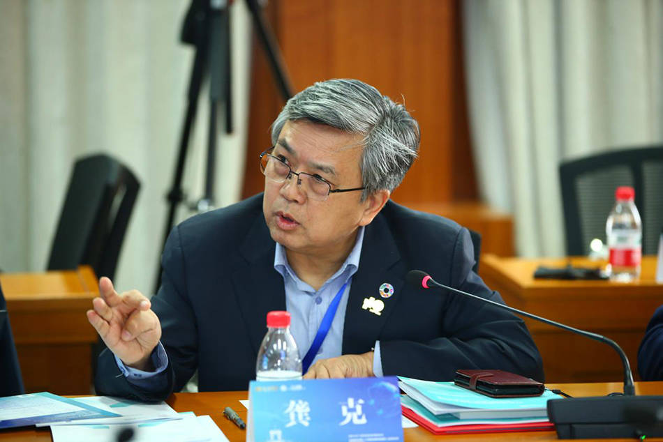 社会|清华探讨AI参与疫情治理：政府和社会完成一体化合作治理