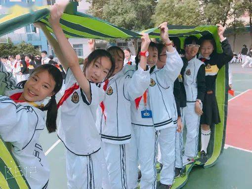 超半数教师来自上外附中!上海这所低调民办学校,去年摇号未超额!