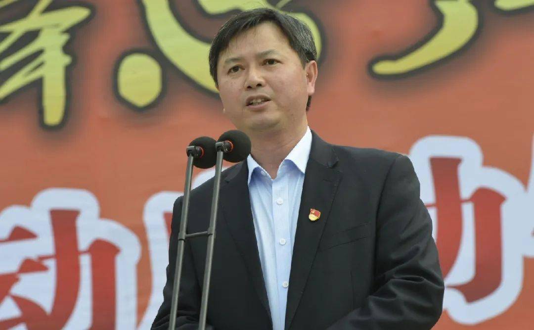 4月22日,我市举行古驿心声"诵"给党全民阅读活动启动仪式暨《义马英烈
