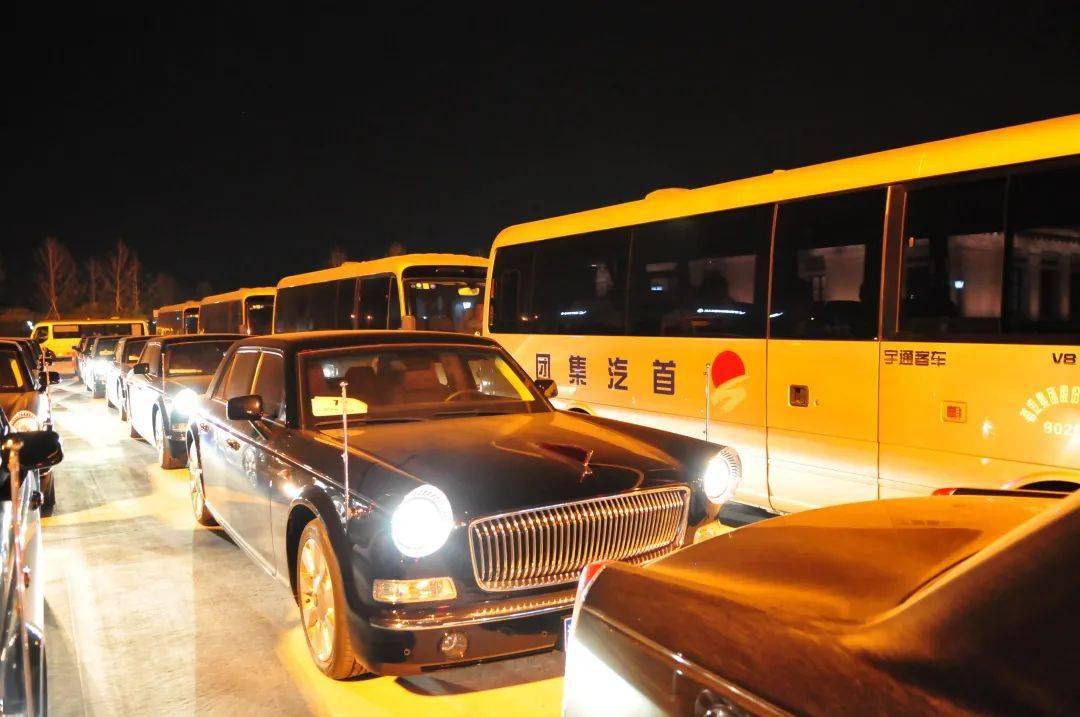 首旅集团丨首汽70岁啦服务国家服务百姓永不止步