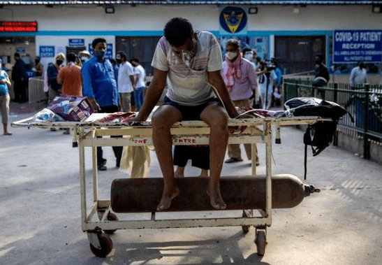 印度疫情全面失控恐成人间炼狱