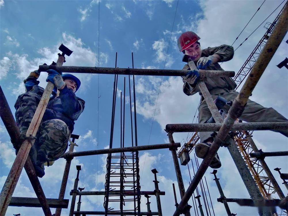 怎么找工地小工 62cdd4f4b5484ddeb1a389c31bb75175.jpeg