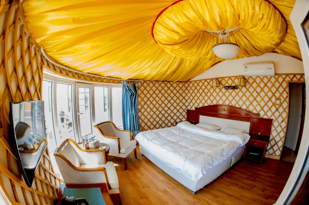 五一黄金周辉腾锡勒黄花沟草原旅游这样打开