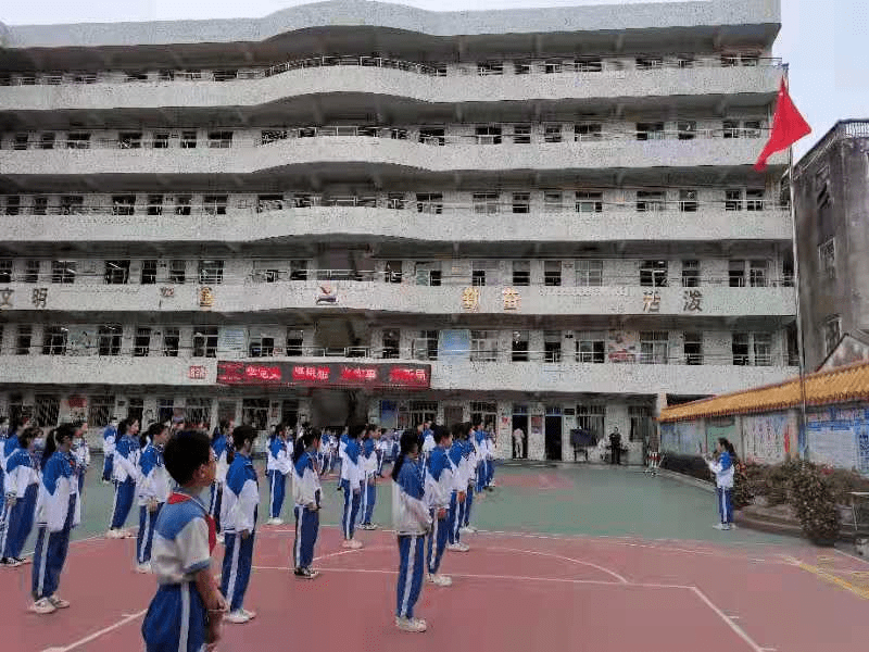 汕尾市海滨小学图片