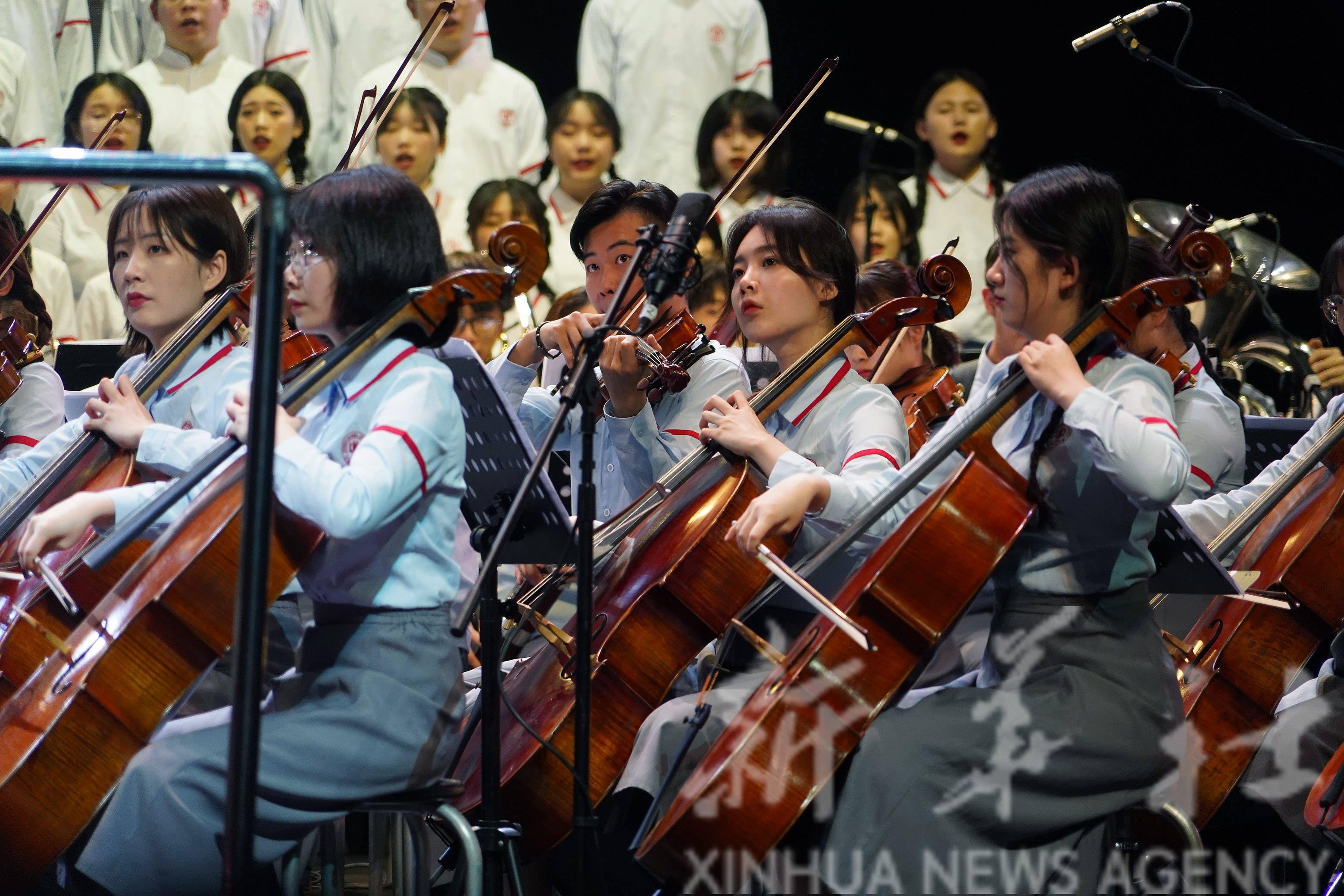 《长征组歌》专场音乐会在赣州奏响