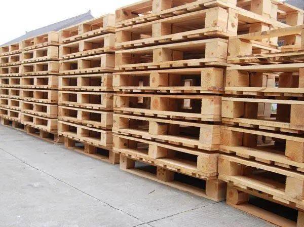 包装,铺垫,支撑,加固货物的木质材料,如木板箱,木条箱,木托盘,木框