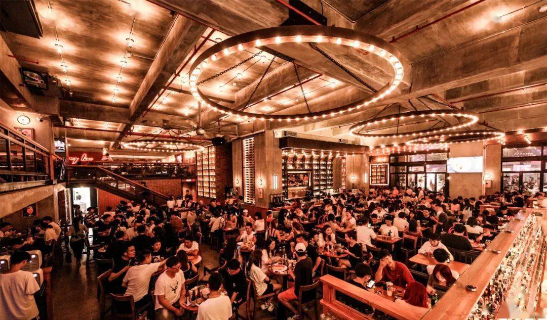 18小时全时段营业深耕餐酒模式commune如何成为行业的焦点