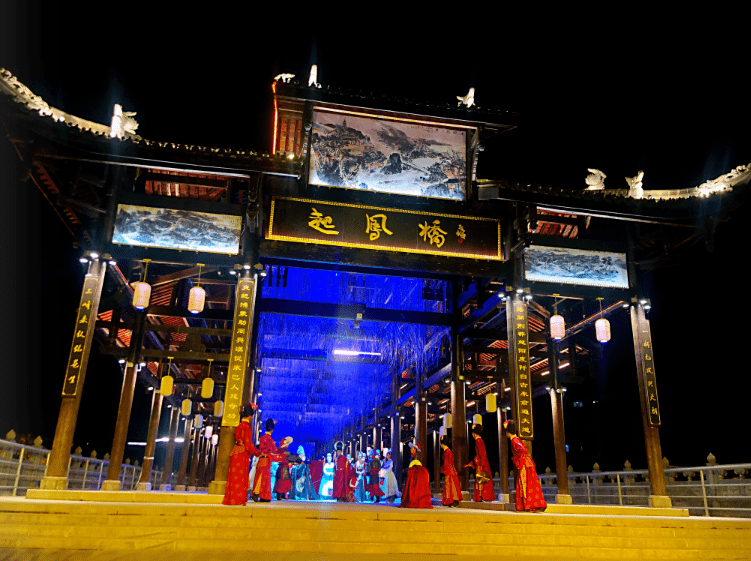 等你去看恩阳船说昨晚正式开演