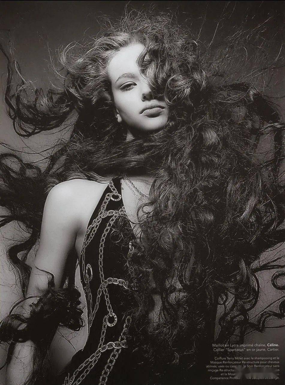 被富商玩弄后入邪教,剪发跳楼_露丝拉娜