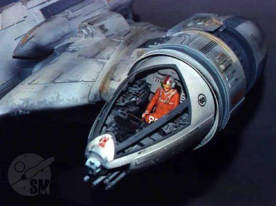 逃生舱的制作工业光魔的突击摩托制作团队就三个人给锤头上色的工作