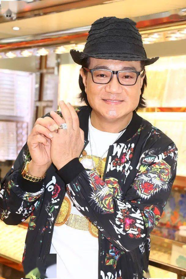 64岁「tvb御用太监」鲁振顺计划生bb!