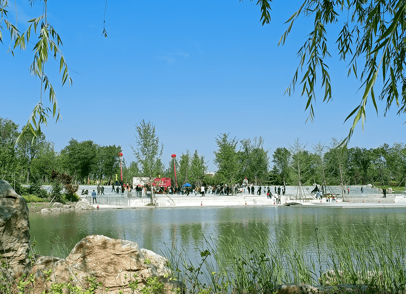 沙河龙星公园今日开园