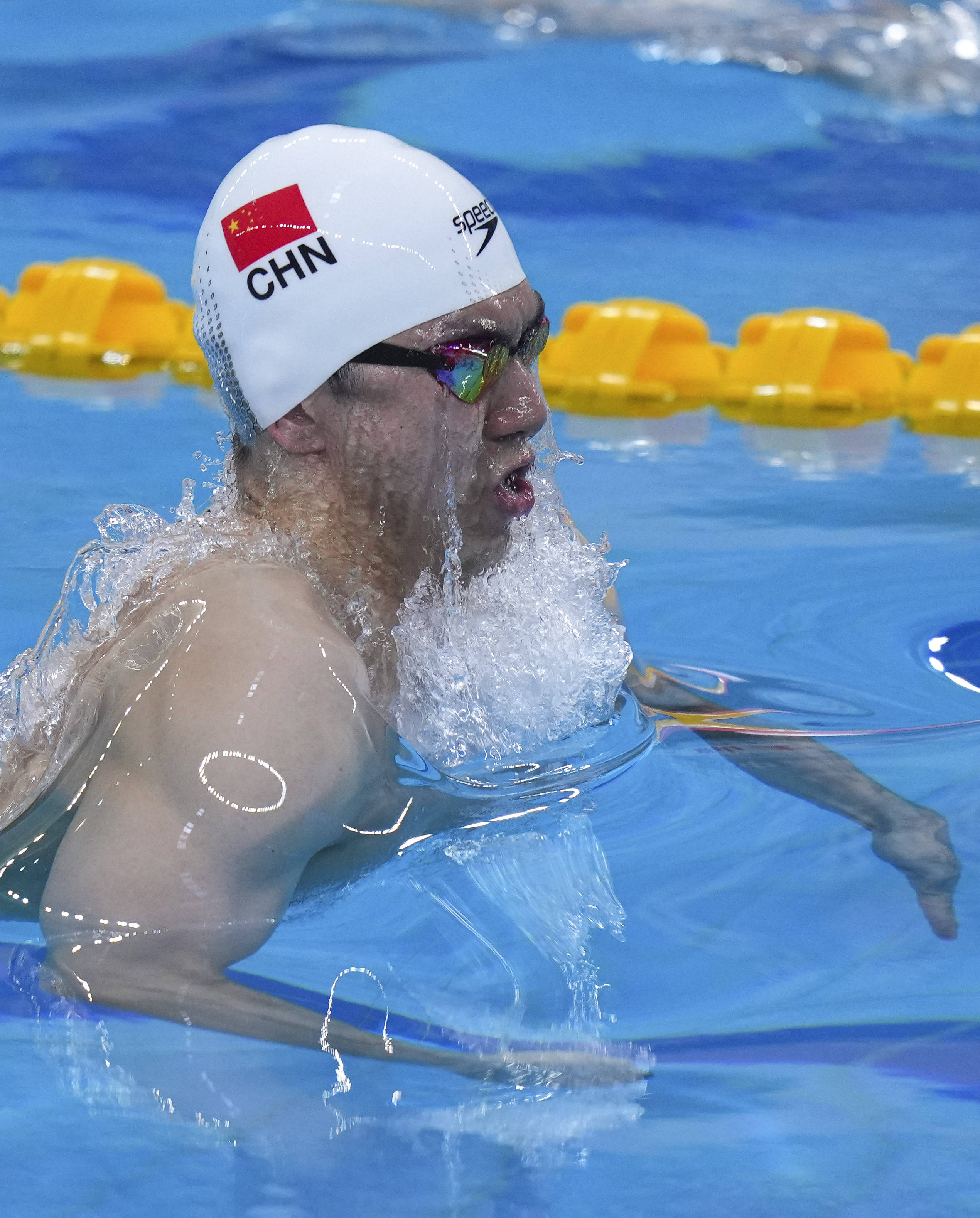 游泳——全国冠军赛:闫子贝获男子100米蛙泳冠军