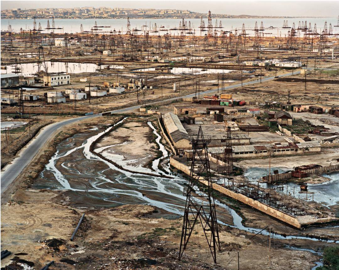 案例研究:风景摄影作为一种摄影类型_杰夫·沃尔